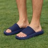 CUSHIONAIRE Men's Feather cloud recovery pool slide with +Comfort - 4 of 4