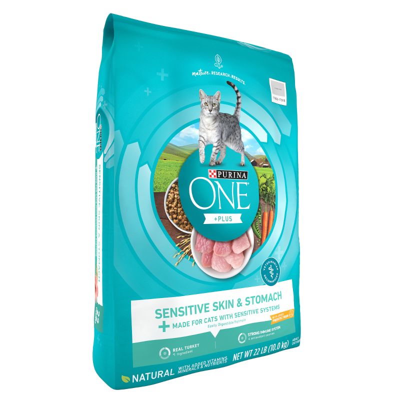 Purina ONE Sensitive Skin &#38; Stomach Natural Turkey Flavor Dry Cat Food - 22lbs, 5 of 9