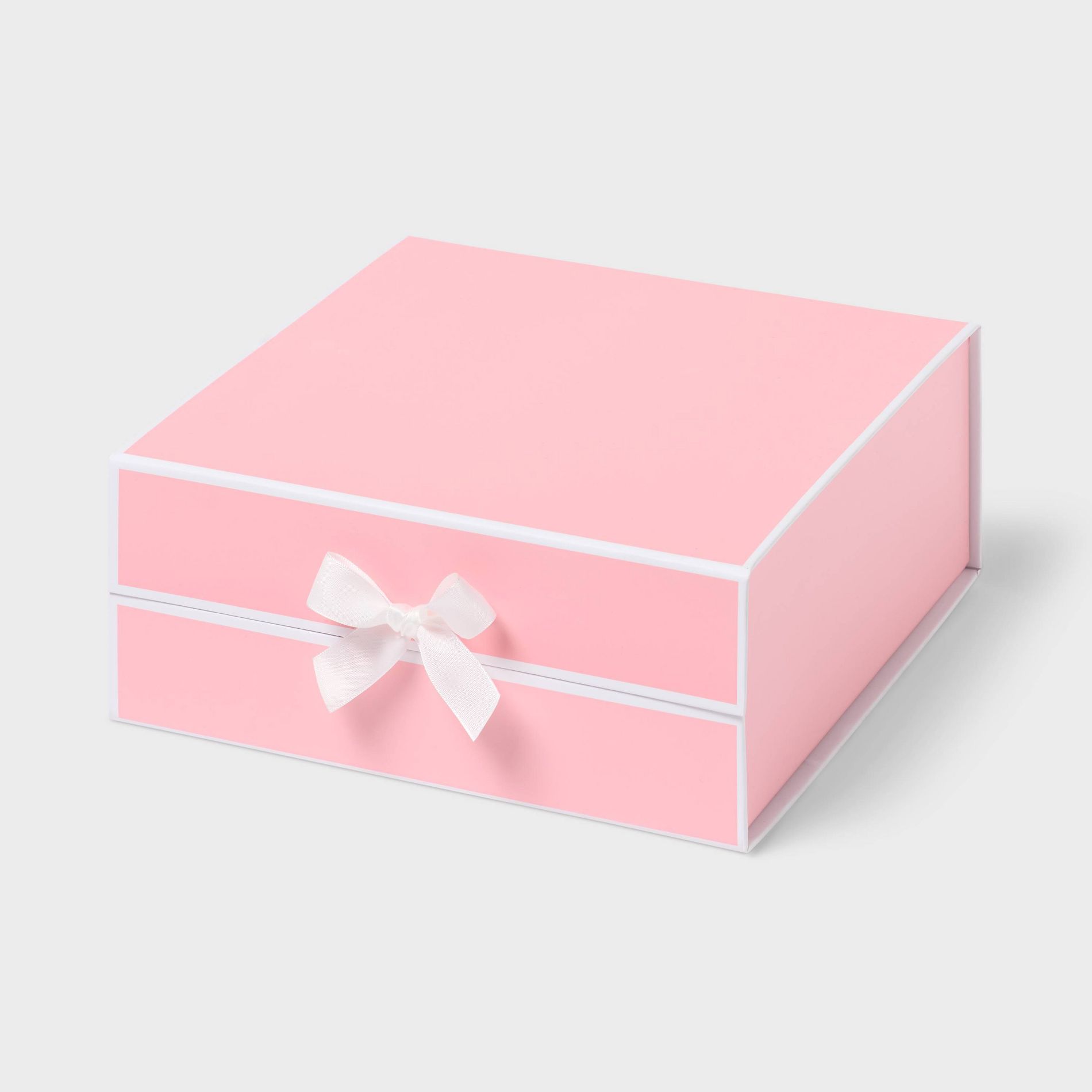 Gift Box with Bow - Spritz™
