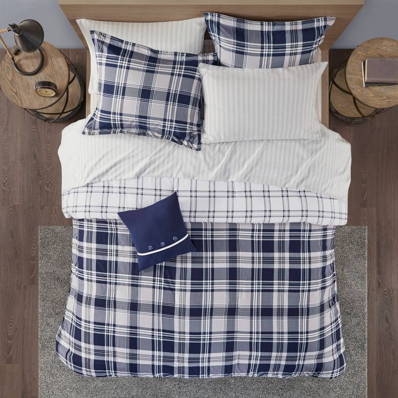 Leroy Reversible Complete Bedding Set , 1 of 14