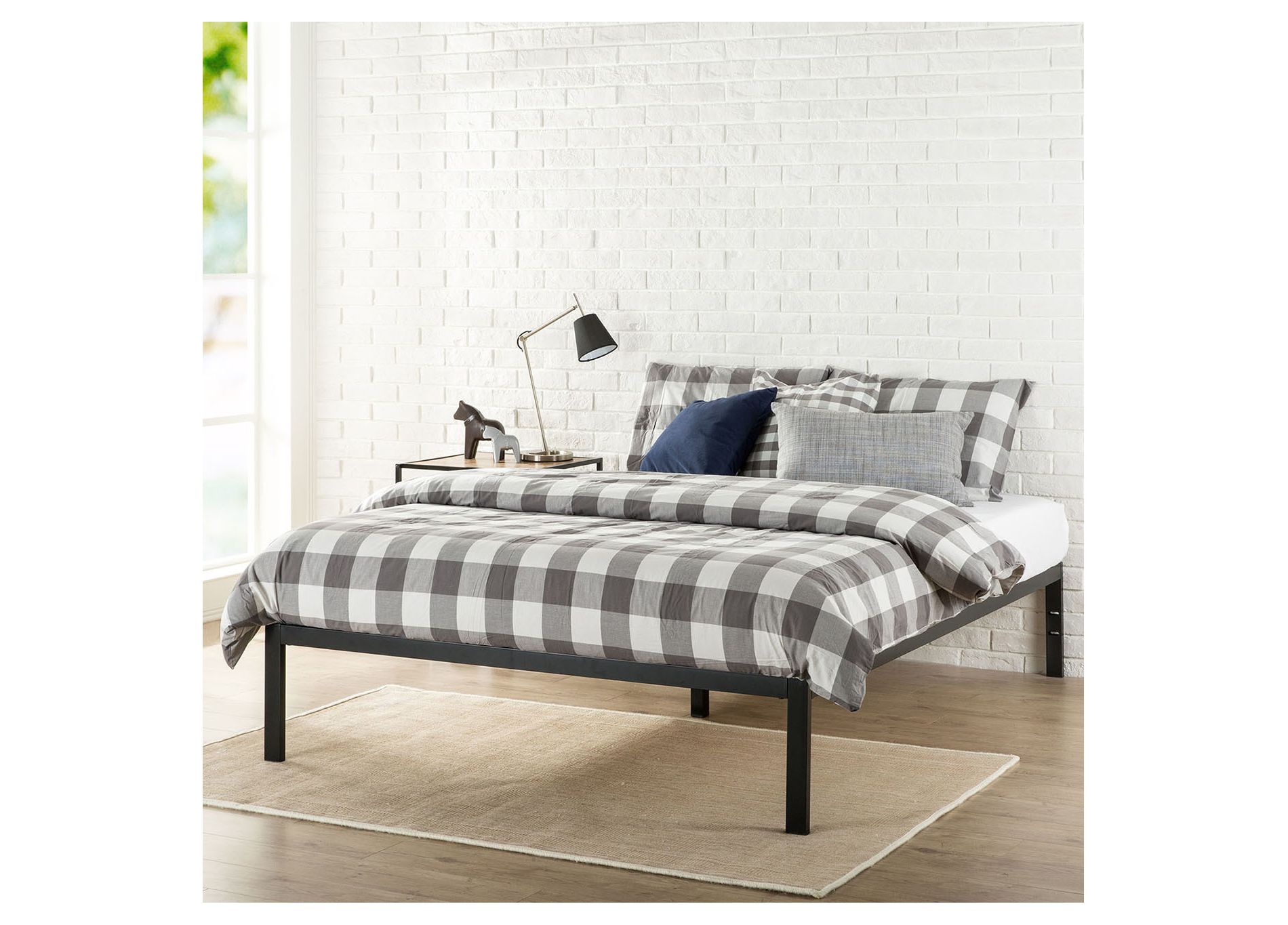 Modern Studio Metal Platform Bed 1500 Black - Zinus