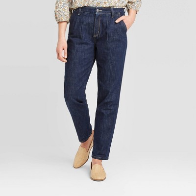 tapered high ankle jeans