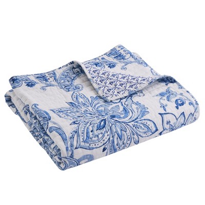 Blue and White Paisley Cotton Reversible Quilted Throw