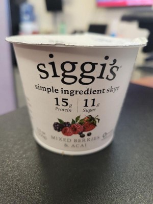 Siggi's Nonfat Acai & Mixed Berries Icelandic-style Skyr Yogurt - 5.3oz ...