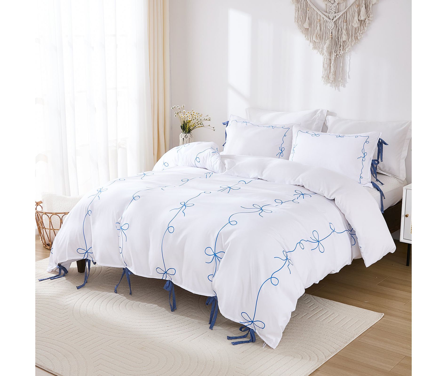 Bow Tie Duvet Cover Set – Romantic French Country Bedding with Butterfly Tie Pillowcases, Soft Breathable Microfiber