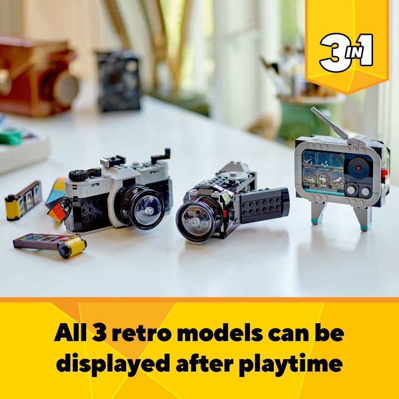 LEGO Creator 3 in 1 Retro Camera Toy 31147, 6 of 11