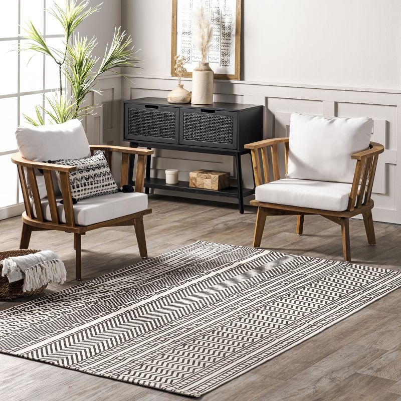 nuLOOM Lydie Bohemian Banded Cotton Area Rug, 3 of 11