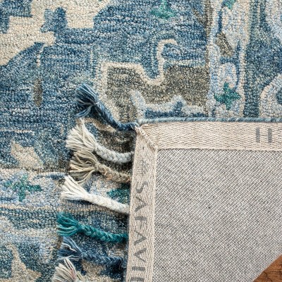 Hand-Tufted Boho Chic Gray Wool Square Accent Rug 3' x 5'