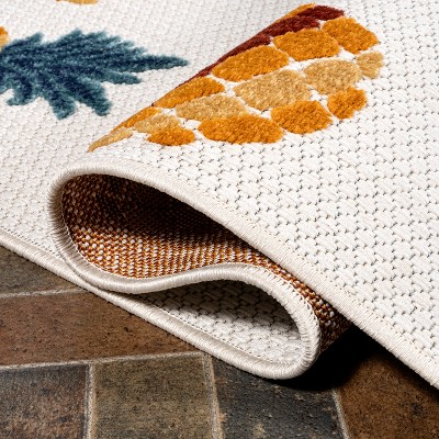 Ivory Tropical Pineapple 3' x 5' Synthetic Indoor/Outdoor Rug