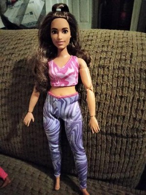Barbie Made to Move Posable Doll in Green Color-Blocked Top and Yoga  Leggings, Flexible with Brown Hair ( Exclusive)