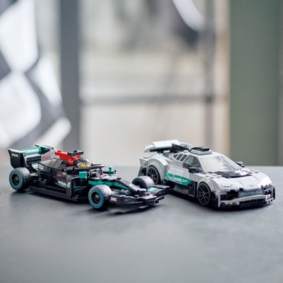 LEGO Speed Champions Mercedes-AMG 2 Toy Car Models Set 76909_5