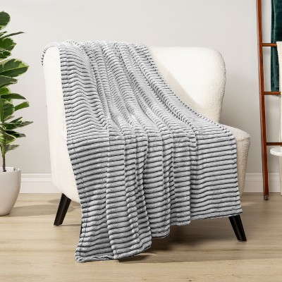 Reversible Black and White Fleece Ribbed Throw Blanket