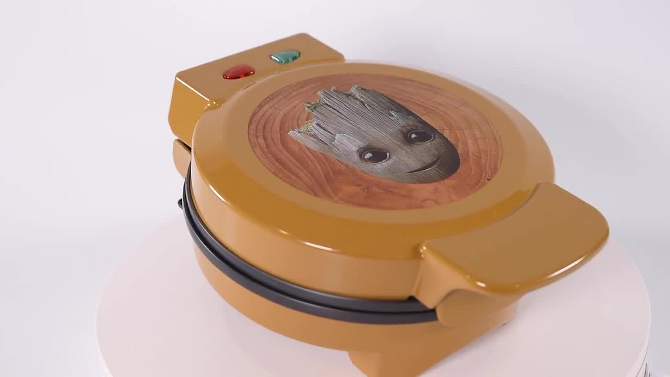 Uncanny Brands Marvel Groot Waffle Maker, 2 of 8, play video