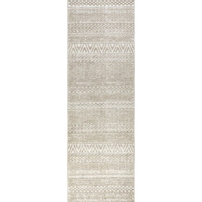 Nuloom Kamryn Bohemian Striped Indoor and Outdoor Area Rug