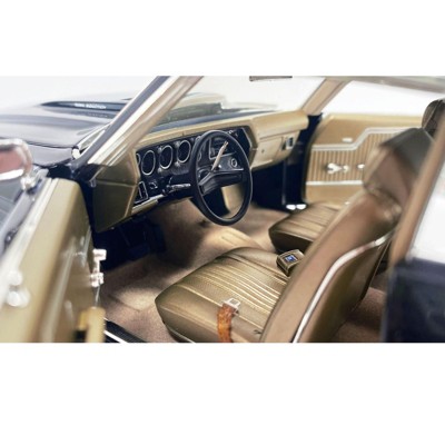 1970 Chevrolet Chevelle SS 454 Black and Gold 1/18 Diecast Model Car