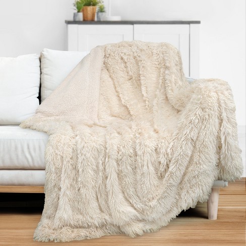 GC GAVENO CAVAILIA Mink Fur Throws For Beds, Throw Blanket, Soft Sofa  Blanket, Silver, 150X200 Cm price in Egypt,  Egypt