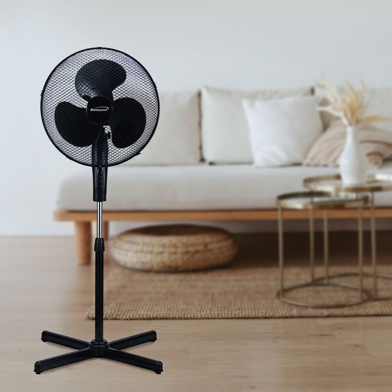 Brentwood Kool Zone 16 Inch Oscillating Stand Fan, 3 of 4