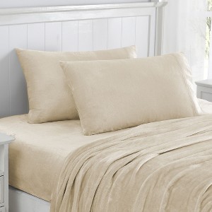 Ultra Soft Microplush Solid Fleece Sheet Set by Sweet Home Collection™ - 1 of 4