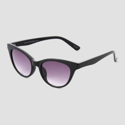 🤩New Blue 💙& Black 🖤 Cat Eye Statement Sunnies. Classic, Fashionable, On  Trend! Super Love, Limited❤️‍🔥 - #sunglasses #sunnies #black…