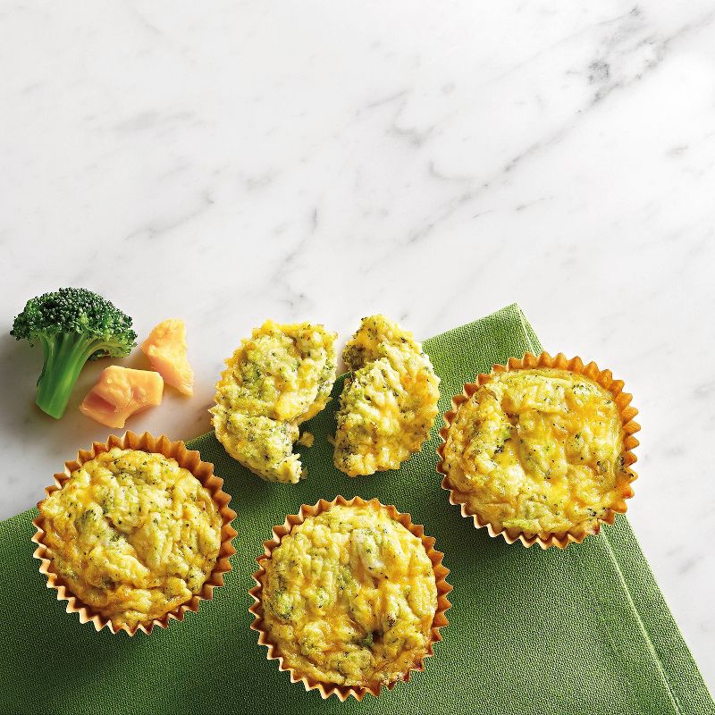 Frozen Broccoli &#38; Cheddar Cheese Omelet Cups - 5.4oz/4ct - Good &#38; Gather&#8482;, 3 of 5