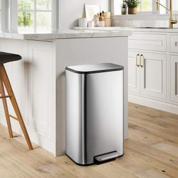 8 Gallon Stainless Steel Garbage Can, Kitchen Step On Trash Can with Quiet Close Lid & Inner Bucket