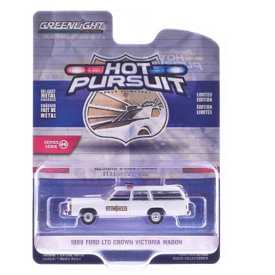 1988 Ford LTD Crown Victoria Wagon "Illinois State Police" White "Hot Pursuit" Series 46 1/64 Diecast Model Car by Greenlight