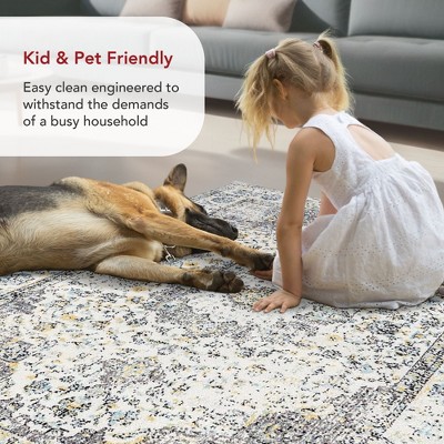 Gray Distressed Persian 5' x 7' Synthetic Area Rug