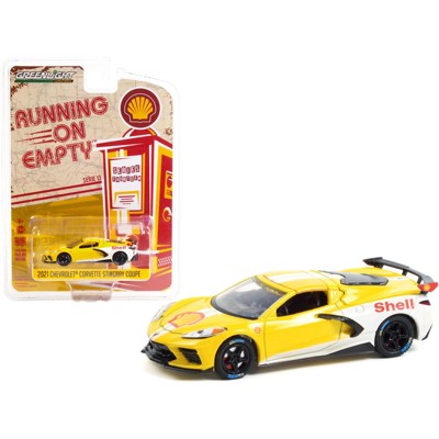 2021 Chevrolet Corvette C8 Stingray Coupe "Shell Oil" Yellow & White "Running on Empty" 1/64 Diecast Model Car by Greenlight