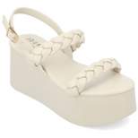 Journee Collection Womens Zannah Tru Comfort Foam Buckle Platform Sandals