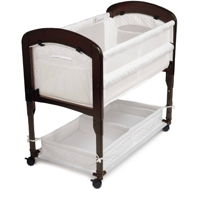 co sleeper bassinet with wheels