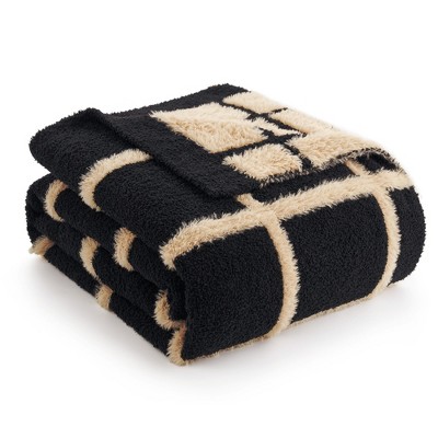 Amelie Home Reversible Plush Knit Throw Blanket - Soft & Cozy Feather Yarn Design, Heather Black for Sofa, Bed, and Living Room
