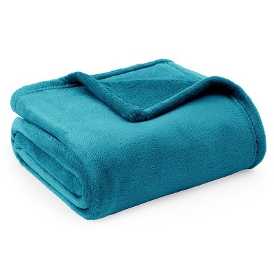 Cozy Comfort by Bedsure | Flannel Blanket Solid 260GSM Soft Fuzzy Plush Bed Blanket