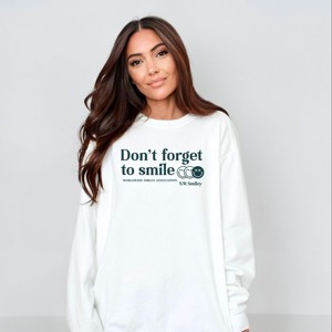 Simply Sage Market S.W.Smiley Don't Forget To Smile Garment Dyed Sweatshirt - 1 of 4