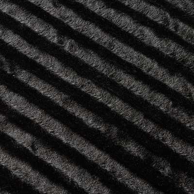 Luxe Cozy Comfort 50"x60" Reversible Black Faux Fur Throw