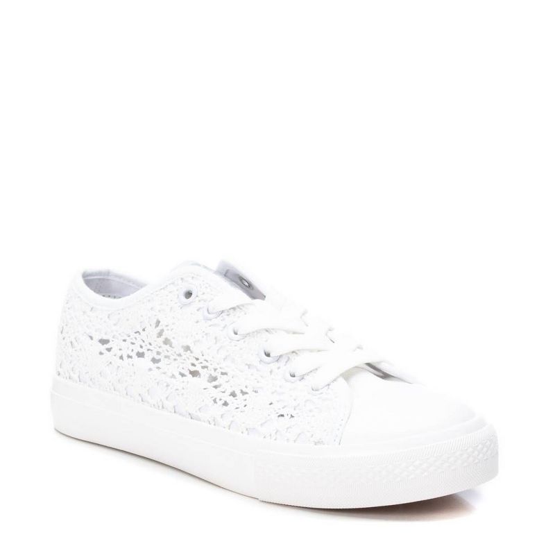 Refresh Women's Crochet Lace-Up Sneakers  170735, 2 of 3