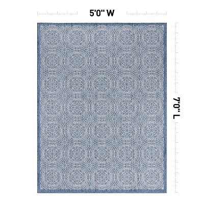 Bloomfield Easy-Care Blue Floral Synthetic 5' x 7' Rug