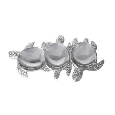 HomeRoots 9" Silver Turtle Stainless Steel Hammered Indoor Outdoor Handmade Serving Tray With Handles