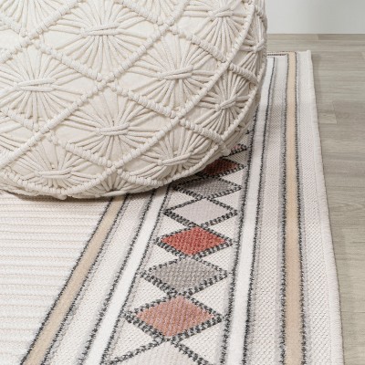 Ivory Beige Geometric Synthetic 5'x8' Reversible Indoor/Outdoor Rug