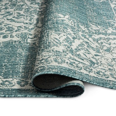 Elegant Blue and White Medallion 8' x 10' Easy-Care Indoor/Outdoor Rug