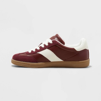 Memory Foam Lace Up Low Top