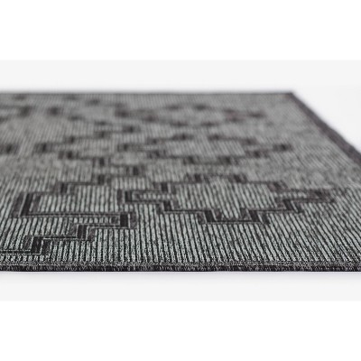 Charcoal Geometric Synthetic 4' x 6' Indoor/Outdoor Rug
