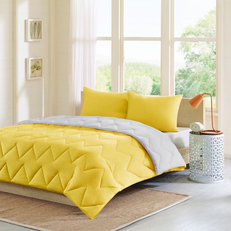 Gray/Yellow Penny Reversible Down Alternative Comforter Mini Set Full/Queen 3pc, 1 of 15