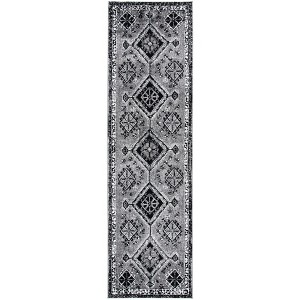 Vintage Hamadan VTH293 Power Loomed Indoor Rugs - Safavieh - 1 of 4