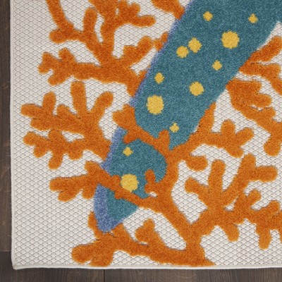 Coastal Charm Multicolor Synthetic 5'3" x 7'5" Indoor/Outdoor Rug