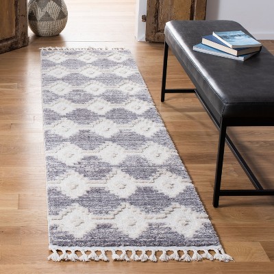 Ivory and Gray Diamond Patterned Synthetic Runner Rug