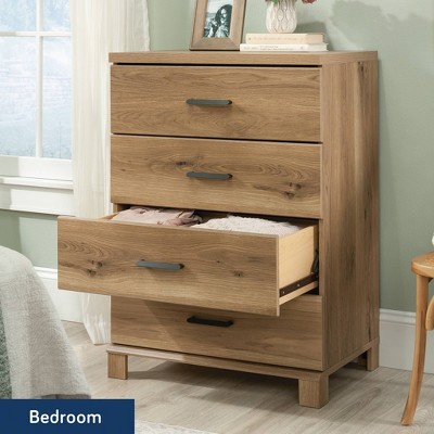 Timber Oak 4-Drawer Chest with Metal Handles