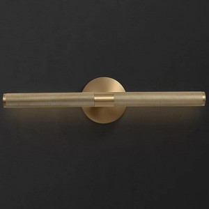 Wonder Meadow-24" Exquisite Luxury Solid Brass Rotating Picture Light - 1 of 4