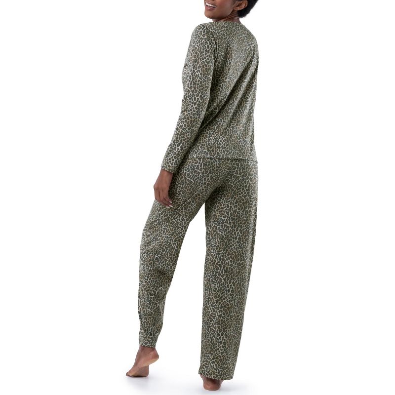 Fruit of the Loom Women's and Women's Plus Long Sleeve Pajama Set, 2 of 5