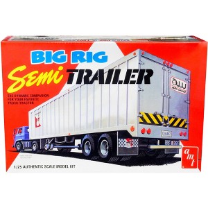Skill 3 Model Kit Big Rig Semi Trailer with 2 Pallets 2-In-1 Kit 1/25 Scale Model by AMT - 1 of 4