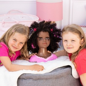 Bayer Design Charlene Super Model Styling Head American Curly Hair - 1 of 4